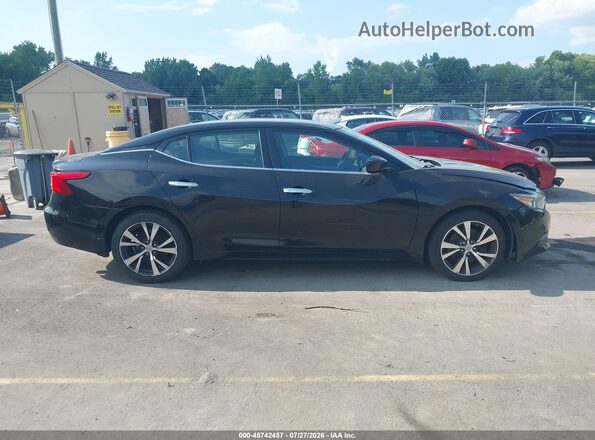 1N4AA6AP8HC369205 2017 NISSAN MAXIMA Черный Вид щитка приборов