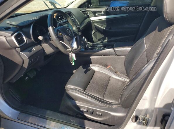 1N4AA6AP8HC373321 2017 NISSAN MAXIMA Silver Widok wnętrza z przodu