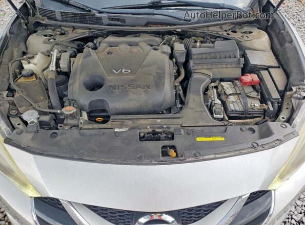 1N4AA6AP8HC395576 2017 NISSAN MAXIMA Silver Widok wnętrza z tyłu