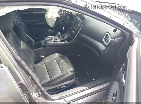 1N4AA6AP9JC392076 2018 NISSAN MAXIMA Gray Front interior view
