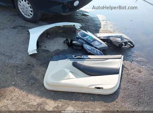 1N4AA6AP9JC396256 2018 NISSAN MAXIMA White Vista del cuadro de instrumentos