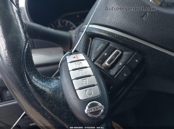 1N4AA6APXHC387625 2017 NISSAN MAXIMA Серый Вид панели приборов
