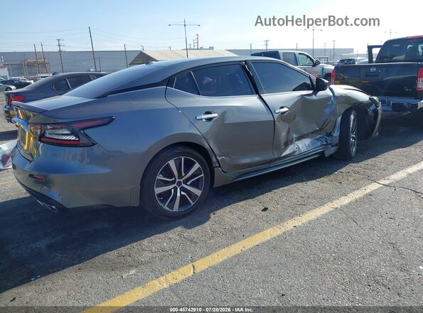 1N4AA6AV0KC361184 2019 NISSAN MAXIMA Серый Задняя правая четверть