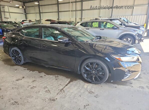 1N4AA6AV0KC361752 2019 NISSAN MAXIMA Черный Передняя правая четверть