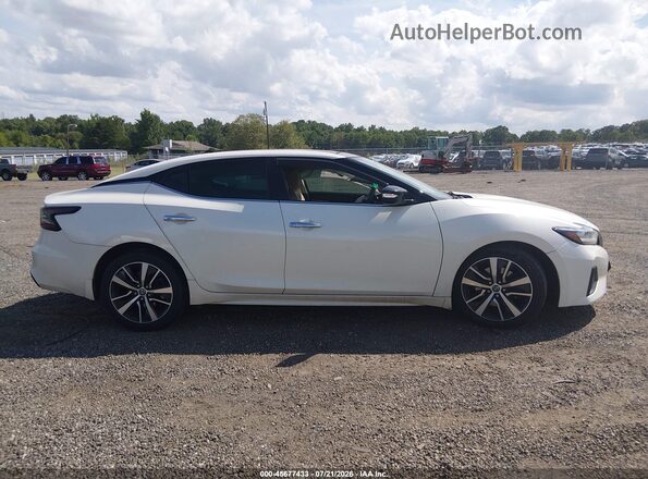 1N4AA6AV2KC377192 2019 NISSAN MAXIMA White Vista interior trasera