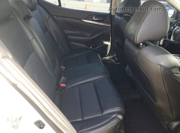 1N4AA6AV6KC373534 2019 NISSAN MAXIMA White Вид задніх сидінь