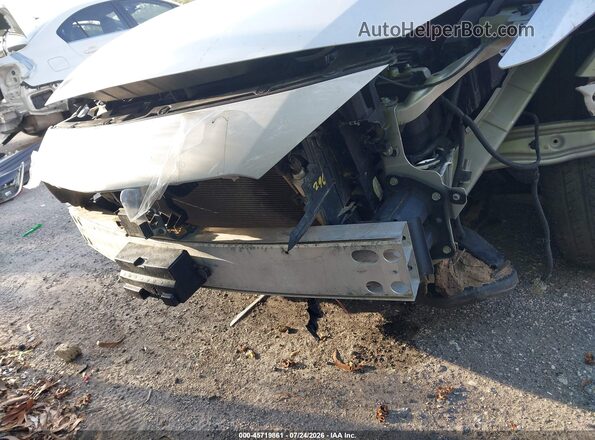 1N4AA6AV9KC379179 2019 NISSAN MAXIMA Серебряный Вид спереди