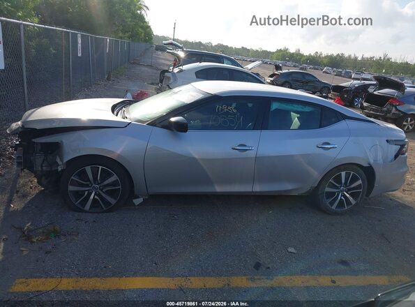 1N4AA6AV9KC379179 2019 NISSAN MAXIMA Серебряный Панорамный вид салона 360°
