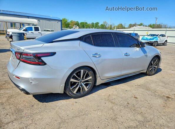 1N4AA6CV0PC513971 2023 NISSAN MAXIMA Серебряный Задняя правая четверть