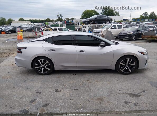 1N4AA6CV3MC513555 2021 NISSAN MAXIMA Silver Вид задньої частини салону