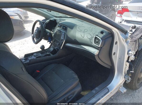 1N4AA6CV4LC369190 2020 NISSAN MAXIMA Gray Widok wnętrza z przodu