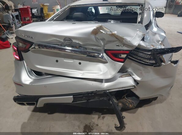 1N4AA6CV4PC512161 2023 NISSAN MAXIMA Серебряный Вид спереди