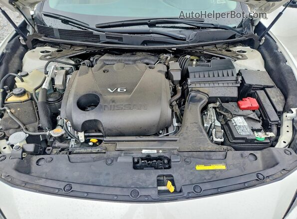 1N4AA6CV5MC513315 2021 NISSAN MAXIMA White Rear interior view