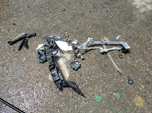 1N4AA6CV9LC375261 2020 NISSAN MAXIMA Silver Engine compartment view