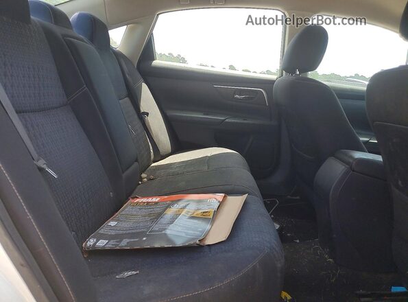 1N4AL3AP0GC156062 2016 NISSAN ALTIMA White Vista de los asientos traseros