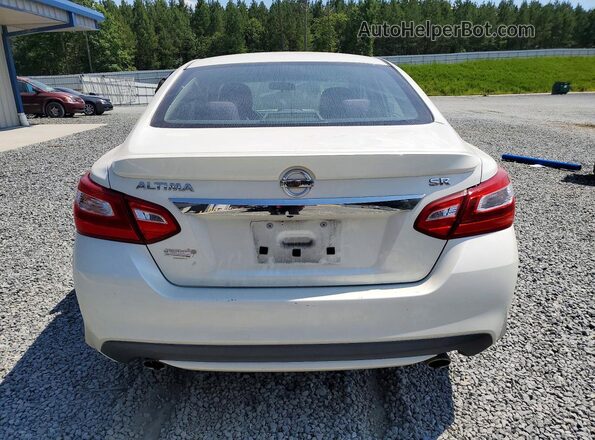 1N4AL3AP0GC212713 2016 NISSAN ALTIMA White Rear view