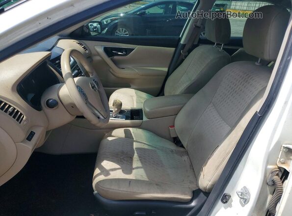 1N4AL3AP0GC226322 2016 NISSAN ALTIMA White Вид салону спереду