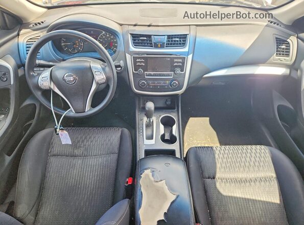 1N4AL3AP0GN356721 2016 NISSAN ALTIMA Silver Widok deski rozdzielczej