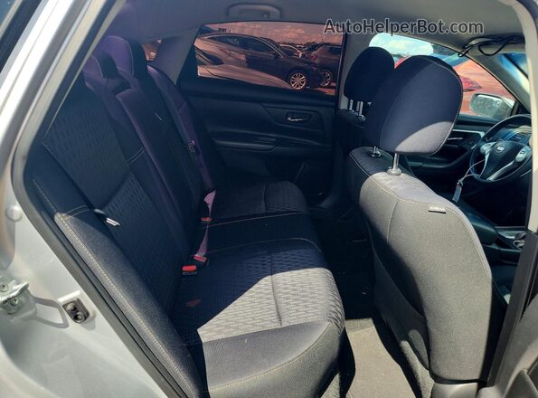1N4AL3AP0GN356721 2016 NISSAN ALTIMA Silver Widok tylnych siedzeń
