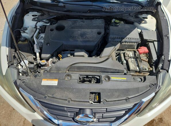 1N4AL3AP0HC156614 2017 NISSAN ALTIMA Белый Вид задней части салона