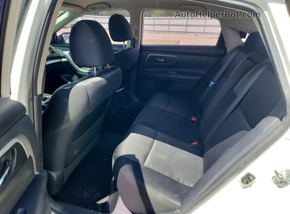 1N4AL3AP0HC156614 2017 NISSAN ALTIMA Белый Вид задних сидений