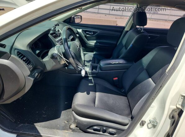 1N4AL3AP0HC156614 2017 NISSAN ALTIMA Белый Вид салона спереди