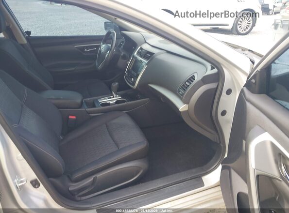 1N4AL3AP0HC161389 2017 NISSAN ALTIMA Silver Vista interior delantera