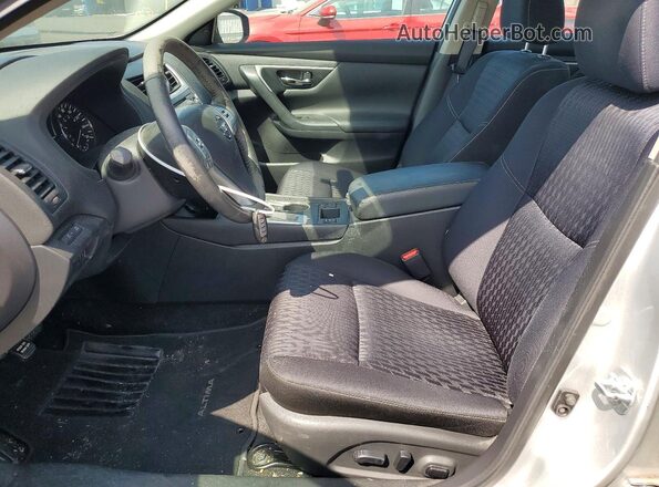 1N4AL3AP0HC171355 2017 NISSAN ALTIMA Silver Vista interior delantera
