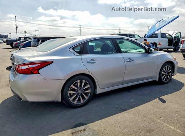 1N4AL3AP0HC171355 2017 NISSAN ALTIMA Silver Trasero derecho