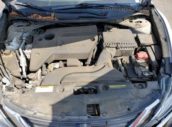 1N4AL3AP0HC171355 2017 NISSAN ALTIMA Silver Vista interior trasera
