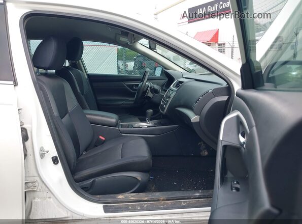 1N4AL3AP0HC224202 2017 NISSAN ALTIMA Белый Вид салона спереди