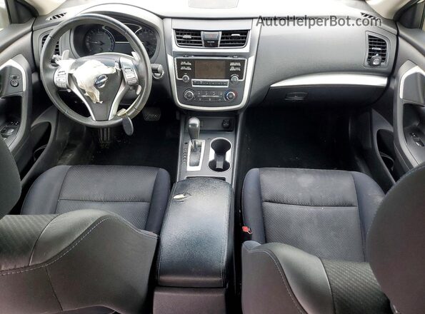 1N4AL3AP0HC244935 2017 NISSAN ALTIMA White Вид панелі приладів