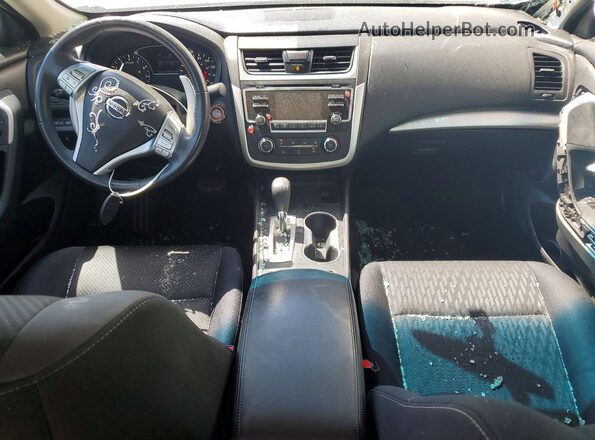 1N4AL3AP0HN347468 2017 NISSAN ALTIMA Белый Вид панели приборов
