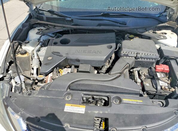 1N4AL3AP0HN347468 2017 NISSAN ALTIMA Белый Вид задней части салона
