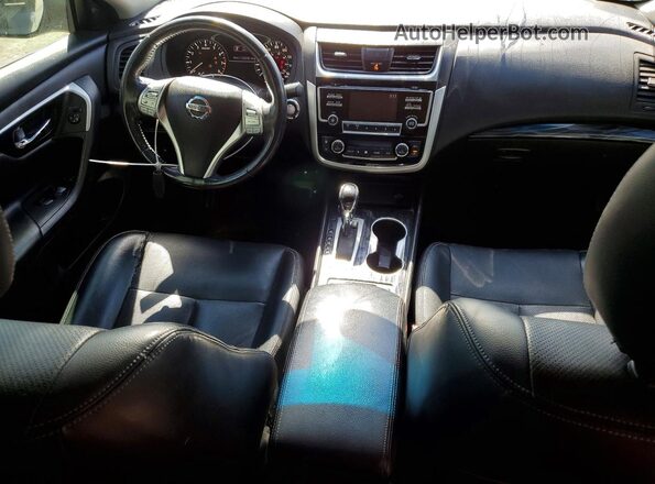 1N4AL3AP0JC136191 2018 NISSAN ALTIMA Silver Առջևի վահանակի տեսք
