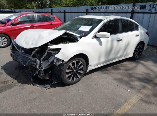1N4AL3AP0JC163178 2018 NISSAN ALTIMA White წინა მარცხენა ხედი სამი მეოთხედიდან