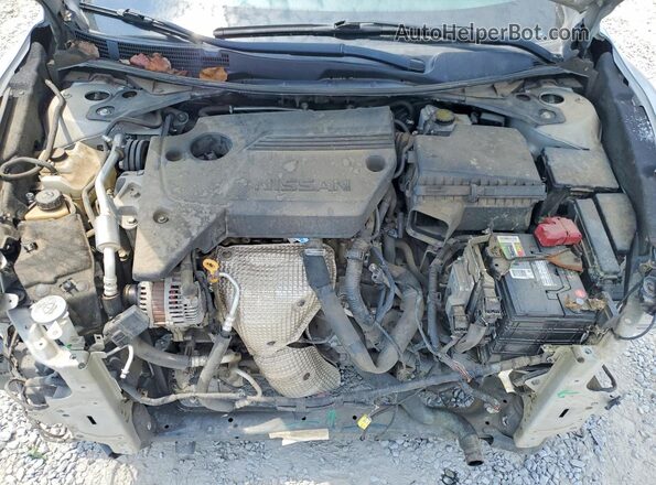 1N4AL3AP0JC198304 2018 NISSAN ALTIMA Серебряный Вид задней части салона