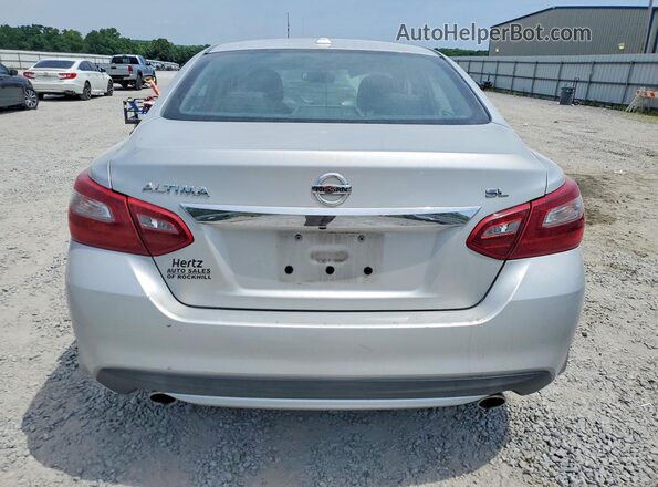 1N4AL3AP0JC198304 2018 NISSAN ALTIMA Серебряный Вид сзади