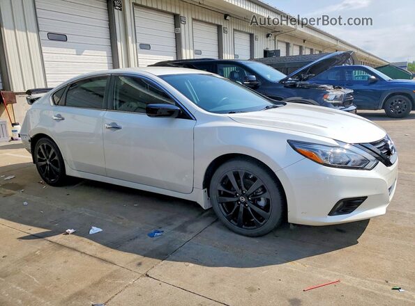 1N4AL3AP0JC209043 2018 NISSAN ALTIMA White Передня права чверть