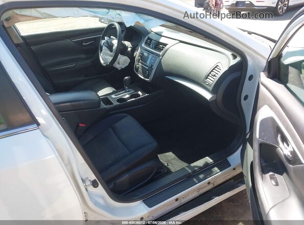 1N4AL3AP0JC299990 2018 NISSAN ALTIMA White Вид салону спереду