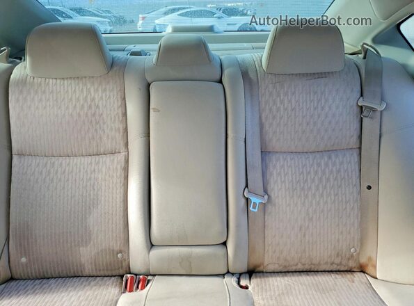 1N4AL3AP1GC130568 2016 NISSAN ALTIMA Gray Rear seats view