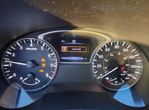 1N4AL3AP1GC155406 2016 NISSAN ALTIMA Red Widok zestawu wskaźników