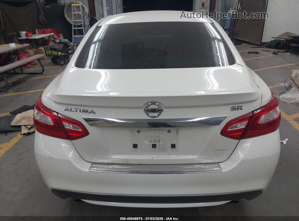 1N4AL3AP1GC208329 2016 NISSAN ALTIMA White 