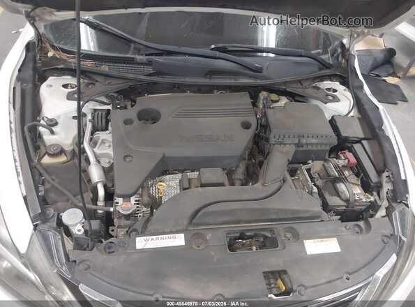 1N4AL3AP1GC208329 2016 NISSAN ALTIMA White Вид ззаду