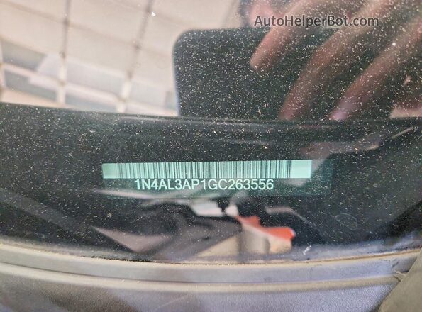 1N4AL3AP1GC263556 2016 NISSAN ALTIMA Gray Widok komory silnika