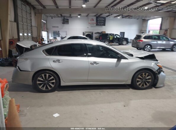1N4AL3AP1HC115893 2017 NISSAN ALTIMA Серебряный Вид щитка приборов