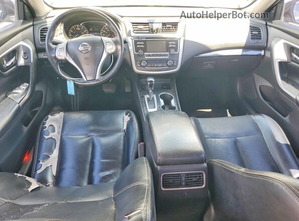 1N4AL3AP1HC159635 2017 NISSAN ALTIMA Charcoal Dashboard view