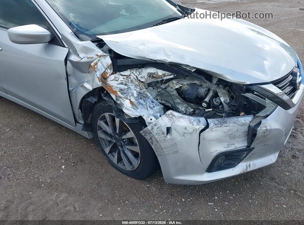 1N4AL3AP1HC214746 2017 NISSAN ALTIMA Silver Вид спереду