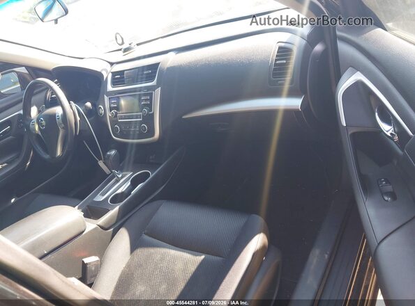 1N4AL3AP1HC250663 2017 NISSAN ALTIMA Black Front interior view