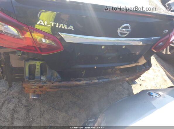 1N4AL3AP1HC250663 2017 NISSAN ALTIMA Black Front view